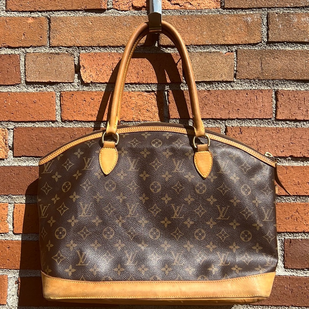 Authentic Louis Vuitton Lock It Horizontal Shoulder Bag LV Monogram Brown Tan - Picture 4 of 17
